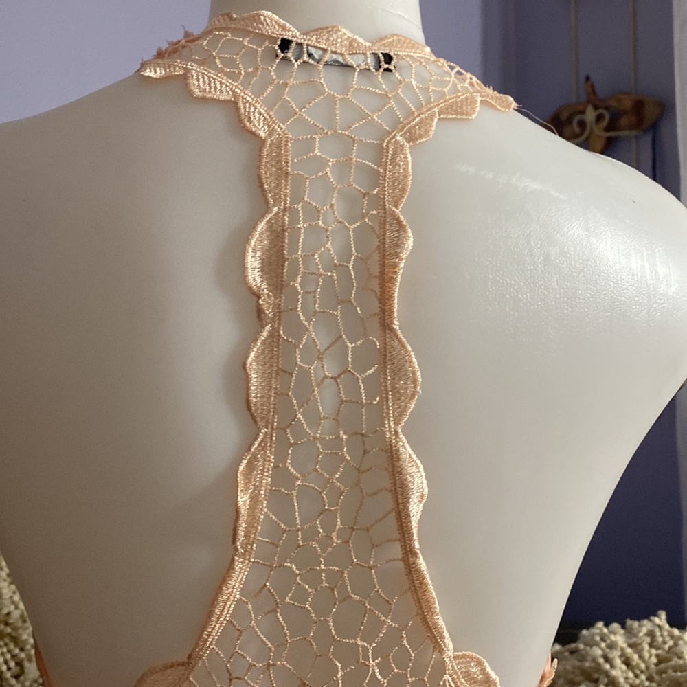 Sheer top size small - Picture 4 of 5